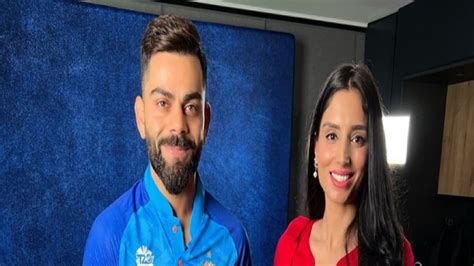 Pakistani female anchor Zainab Abbas interviews Virat Kohli as Indian ...