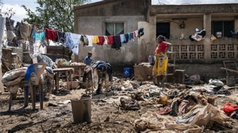 Cyclone Idai survivors struggle to rebuild devastated communities (By Charlie Yaxley, Peter ...