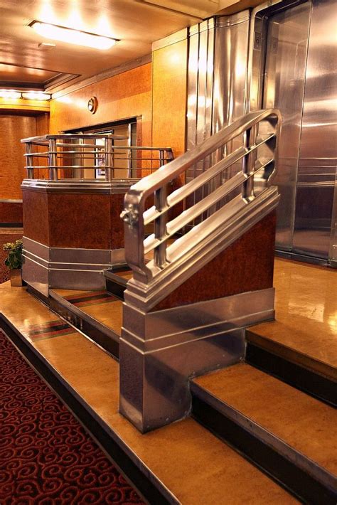 Art Deco Elevator Landing, RMS Queen Mary | Flickr - Photo Sharing! Arte Art Deco, Estilo Art ...