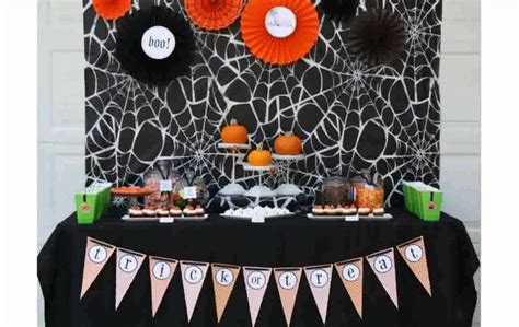 10 Amazing Halloween Decorating Ideas For The Office 2024