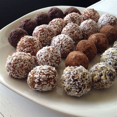 Raw Dessert Balls | Raw desserts, Sugar free recipes, Raw food recipes