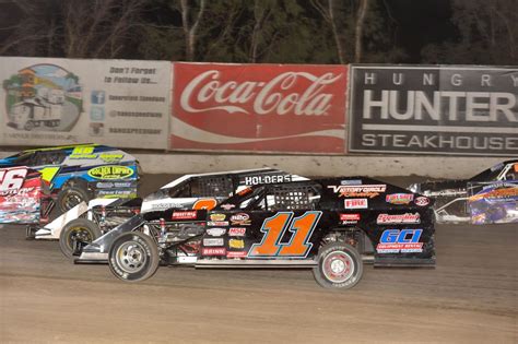 Bakersfield Speedway Weekly Racing Series – Bakersfield Speedway