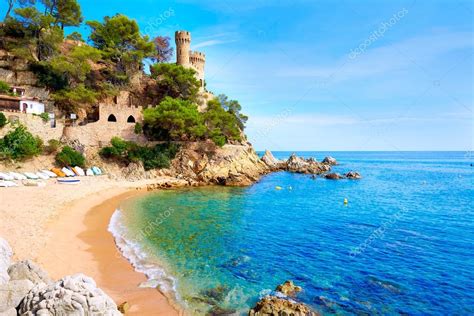 Lloret de Mar Castell Plaja at Sa Caleta beach — Stock Photo ...