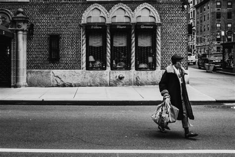 Jaywalking // New York, NY : r/leicaphotos