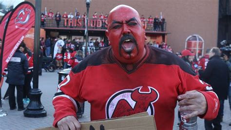 Hey, NJ Devils fans! Newark NJ is sixth best city for hockey fans