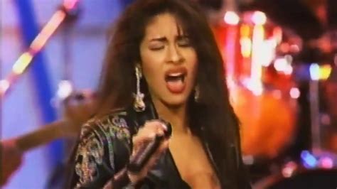 Selena Quintanilla Perez Bidi bidi bom bom Live TMA Chords - Chordify