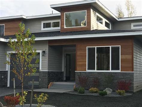 Wood vs. Fiber Cement Siding: Making the Best Decision for Your Home