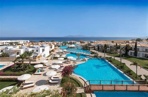 Mitsis Hotels’ Blue Domes Resort Certified with ‘Travelife Gold Award’ | GTP Headlines