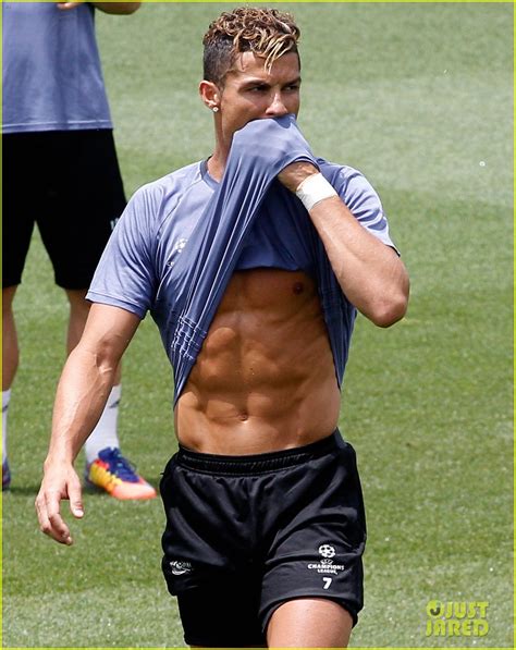 Cristiano Ronaldo Flashes His Abs During Soccer Practice!: Photo ...