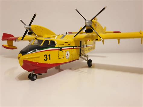 Canadair CL-415 Water Bomber Aerial Fire fighting Aircraft Italeri - No ...