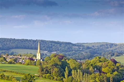 Stroud - Things to Do Near Me | AboutBritain.com