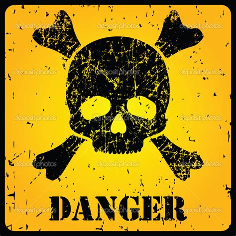 Yellow danger sign with skull — Stock Vector © wawritto #35714175