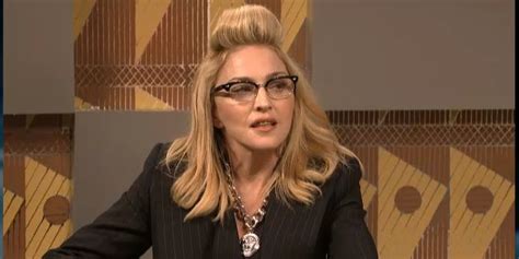 'The Barry Gibb Talk Show' Returns To 'SNL' With A Very YOLO Madonna Cameo | HuffPost