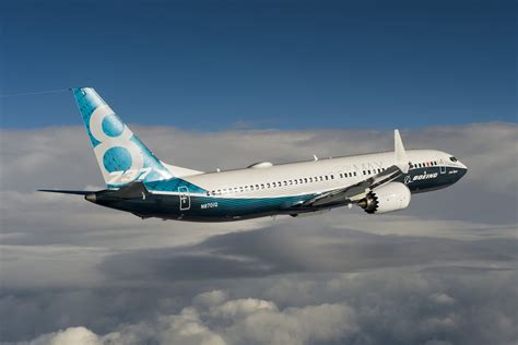 Tras accidentes, reportan aterrizaje de emergencia de avión Boeing 737 ...