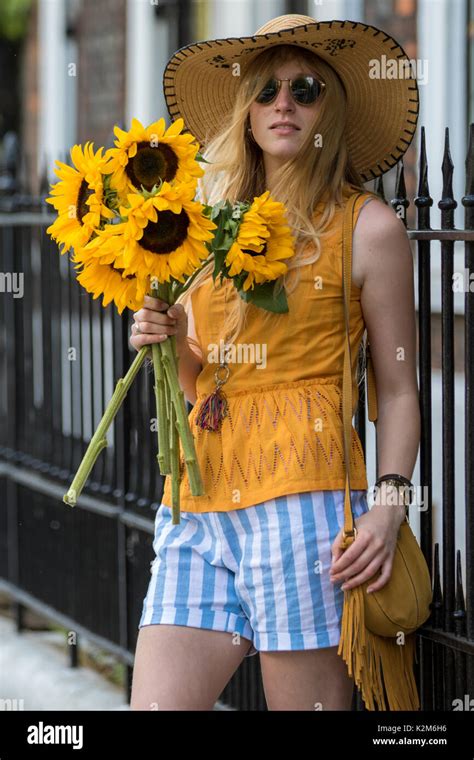 High Street Fashion Stock Photo - Alamy