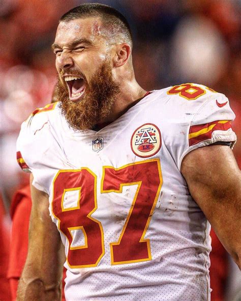 Travis Kelce is now the fastest TE in NFL history to reach 500 ...