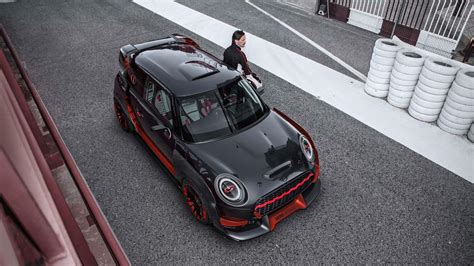 MINI John Cooper Works GP Concept Is All About On-Track Performance And ...