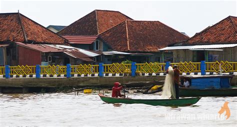 Ulu dan Ilir Sungai Musi – tunawisma