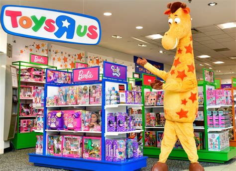 Macy's Toys 'R' Us Shops: Locations, How to Shop, Toys - Parade