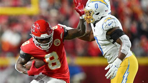 KC Chiefs roster tracker: Latest on cuts, who’s at practice | Kansas City Star