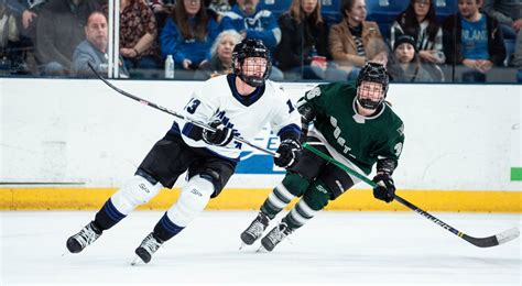 PWHL leading scorer Grace Zumwinkle on lighting up the State of Hockey