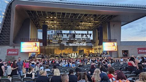 Ascend Amphitheater Seating View | Cabinets Matttroy