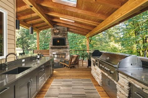 Building An Outdoor Kitchen Space - Neil Kelly