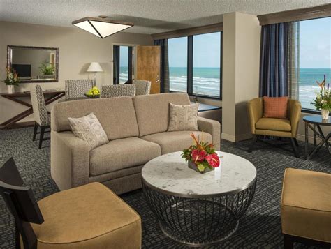 Hilton Cocoa Beach Oceanfront Hotel in Cocoa Beach (FL) - Room Deals ...