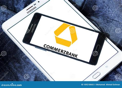 Commerzbank logo editorial image. Image of investment - 109218665