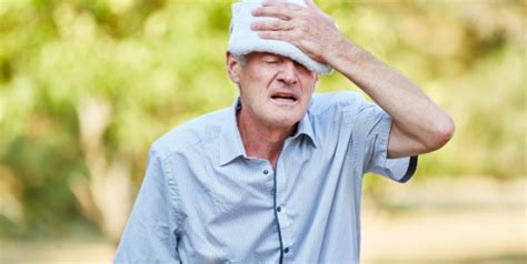 How to Deal With Dehydration in Elderly Citizens | MedPro