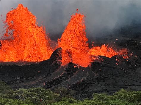 National Volcano Warning System Gains Steam - Eos