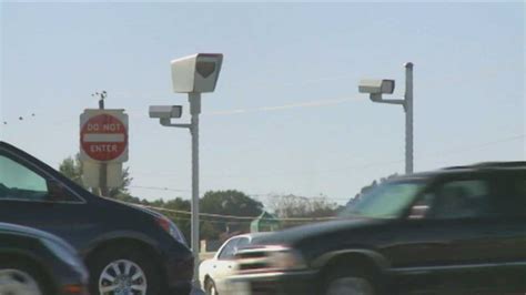 Iowa panel OKs bill that would ban traffic cameras