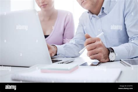 Executive Assistant High Resolution Stock Photography and Images - Alamy