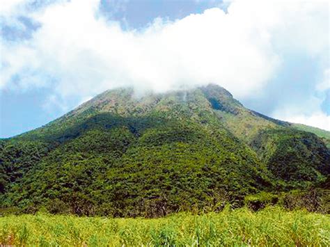 Mount Bulusan in Philippines under close watch | Philippines – Gulf News