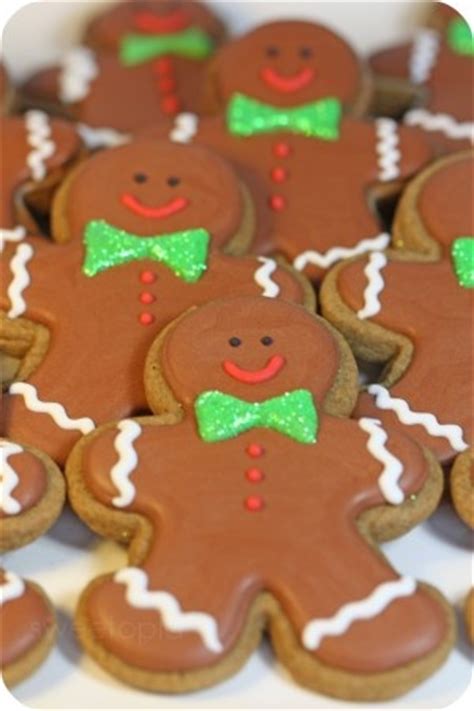 Gingerbread menApplePins.com