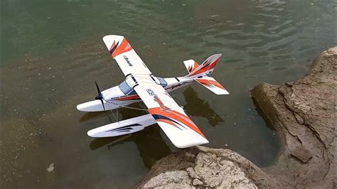 RC FLOAT PLANE-APPRENTICE STS ON FLOATS - YouTube