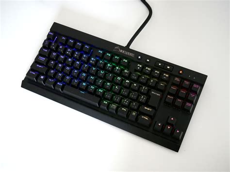 「Corsair K65 RGB Rapidfire」レビュー。便利な機能が揃ったテンキーレスの銀軸ゲーミングキーボード | DPQP