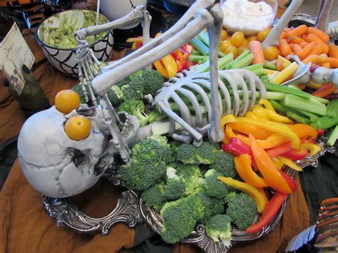 Halloween buffet idea,,, | Halloween food for party, Halloween buffet, Food