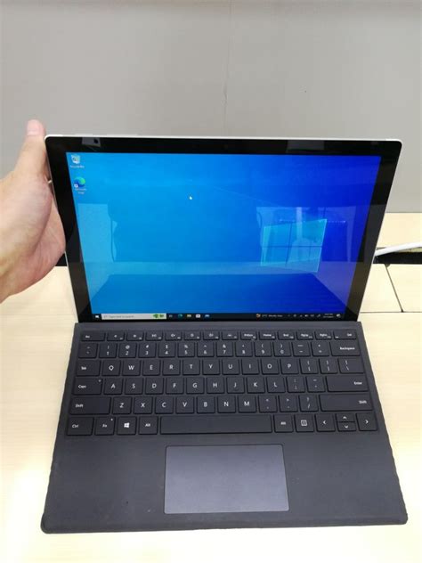 Microsoft surfacepro 7 with pen, Computers & Tech, Laptops & Notebooks on Carousell