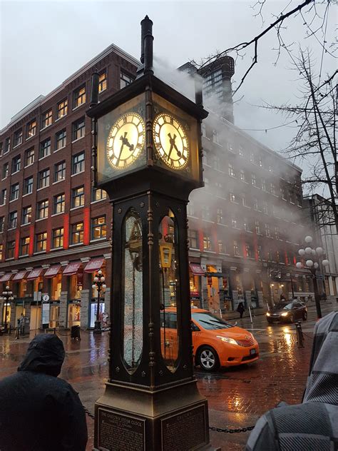 The steam clock in Gastown, Vancouver : r/mildlyinteresting