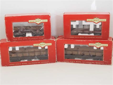 Lot 625 - A group of BACHMANN Big Haulers G scale flat