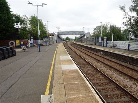 Uttoxeter railway station, Staffordshire © Nigel Thompson cc-by-sa/2.0 :: Geograph Britain and ...