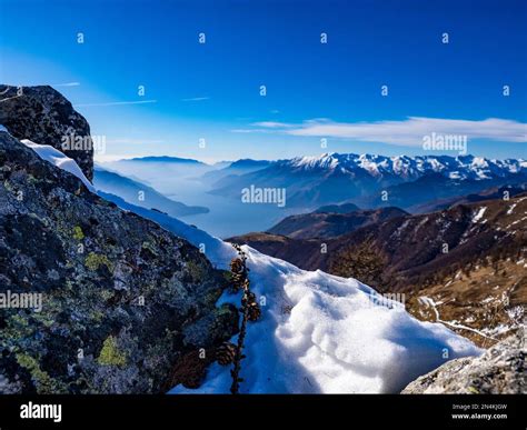 Winter landscape of Lake Como Stock Photo - Alamy