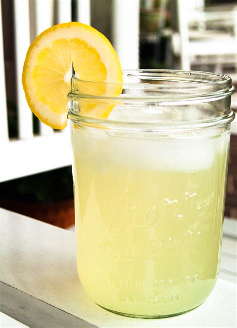 Homemade Lemonade | for the love of the south