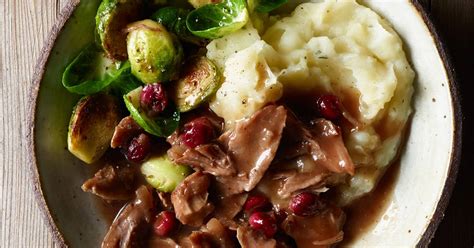 Cranberry Slow-Cooked Turkey Drumsticks Recipe | Yummly