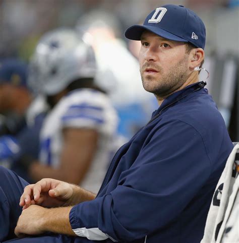 Tony Romo Looks Heavier at Cowboys Training Camp, Twitter Reacts