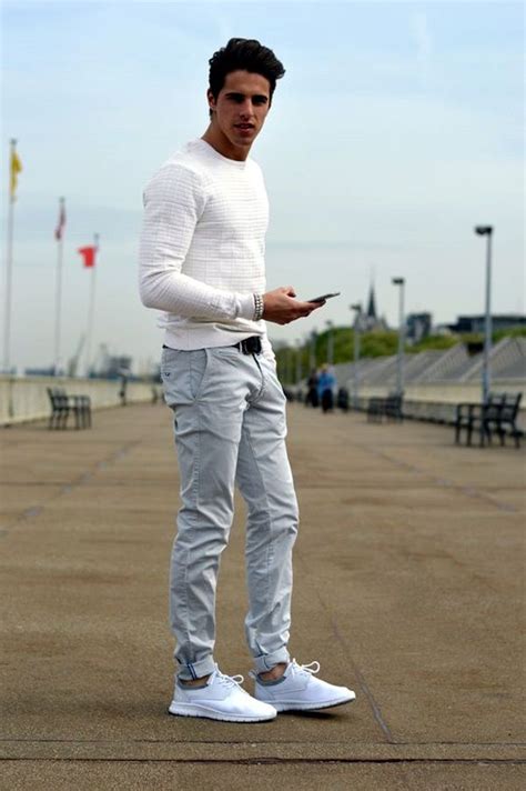 25 Mens Fashion Outfits To Pair Up With Sneakers | Mens clothing styles, Mens fashion casual ...