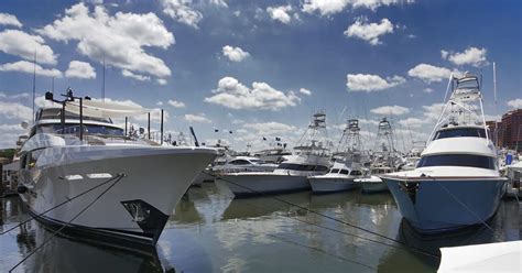 Palm Beach Boat Show 2023 | Yacht Charter Fleet