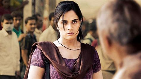 Theatrical Trailer (Masaan) | Video Trailer - Bollywood Hungama