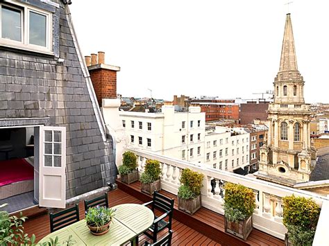 Top 20 Hotel Rooms with Balcony or Private Terrace in London